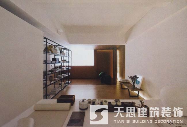 <a href=http://m.huadesports.cn/ target=_blank class=infotextkey>合肥辦公室裝修</a>側面書架